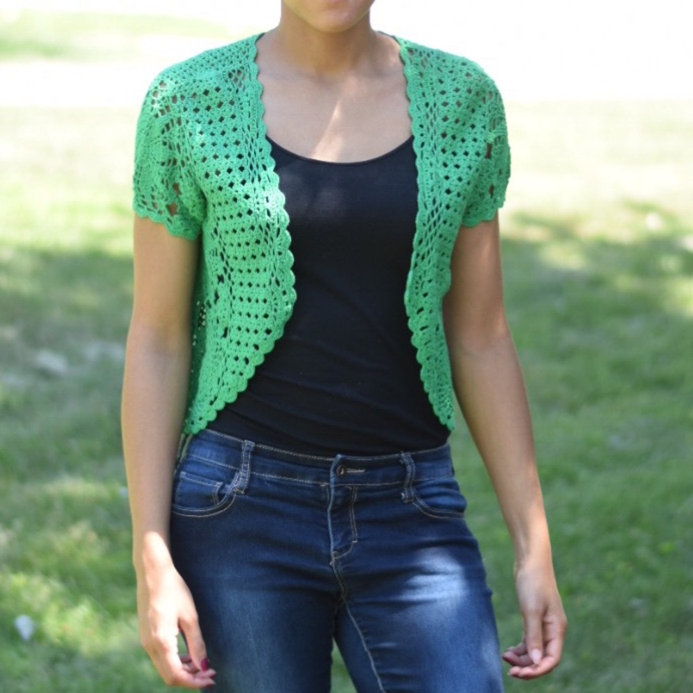 ✂️Sale✂️ Green Crochet/Knotm light weight cover up